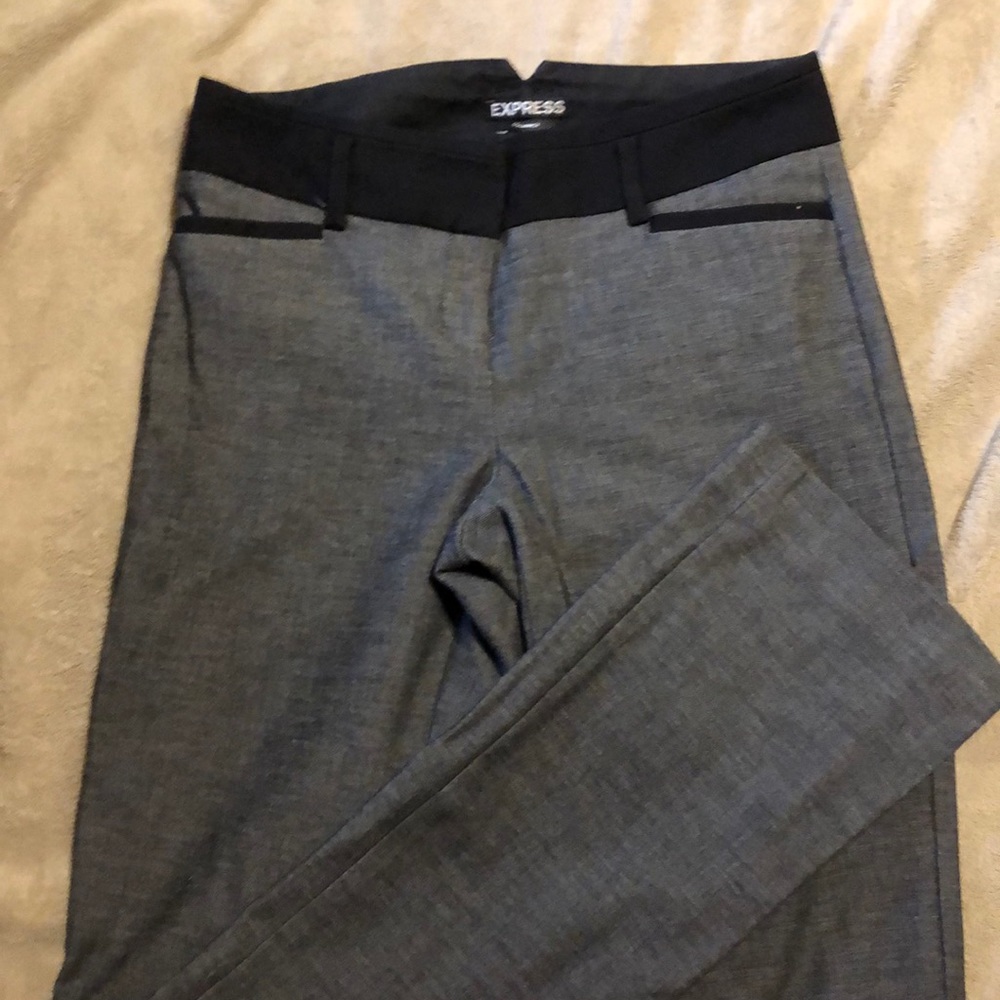 Express Columnist pants size 00R.